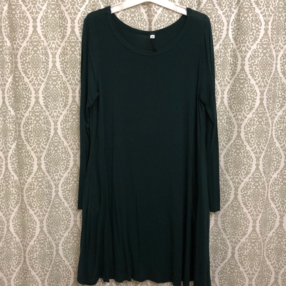 Emerald green long sleeve dress
